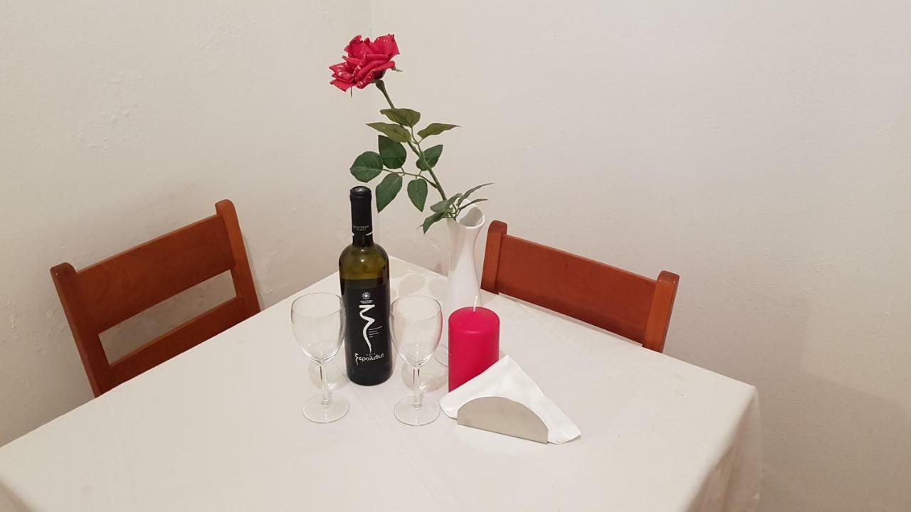 Elisavet Apts Kávos Esterno foto