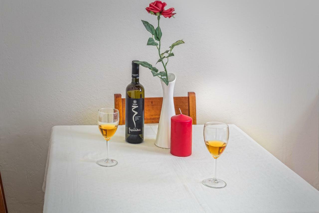 Elisavet Apts Kávos Esterno foto